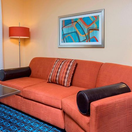 Fairfield Inn & Suites Тайлер Экстерьер фото